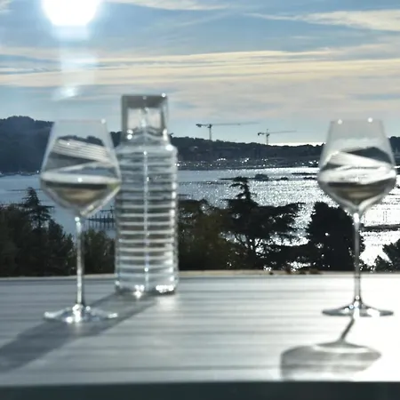 公寓 Avec Vue Et Terrasse