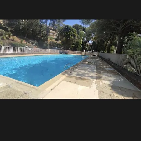דירה Avec Vue Et Terrasse *