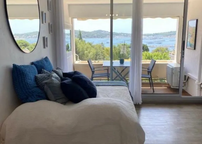 Avec Vue Et Terrasse Appartement